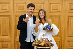 Акула замуж выскочила! 👰‍♀️🤵‍♂️ Тайная свадьба и композитор в мужьях! 🤫