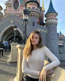 Дилара забила на мужиков и ушла в монастырь? 😲