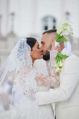 Измена на свадьбе?! 😱 Сердюков обнимал всех, кроме Бородиной! 👰‍♀️