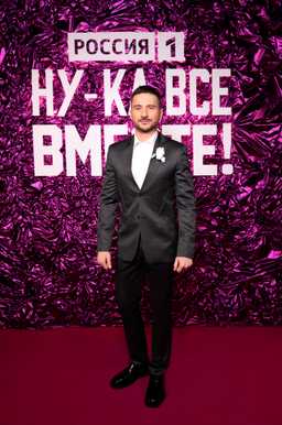 Лазарев покинул «Ну-ка, все вместе!»: прыжки, мат и… бегство! 😱