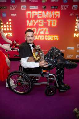 Моргенштерн наклюкался в Куршевеле и упал на сцене! 😵‍💫