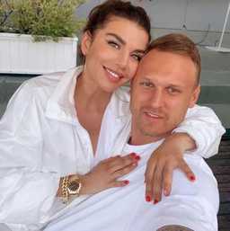 Седокова - решила оплатить похороны своего бывшего мужа Яниса Тиммы.