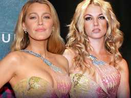 Спирс - носила платье Versace на показе мод в 2002 году, одобрила выбор Блейк Лайвли