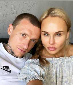 Мамаева - обвиняет Павла в игнорировании дочери. По словам Надежды Санько, настраивает дочь против отца.