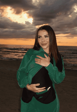 София Стужук: Моя грудь испортила мне лицо! 😱