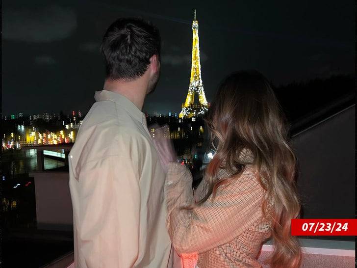 Аллен трясся, как осиновый лист, делая предложение Стейнфельд! 😱💍 (Фото: 2)