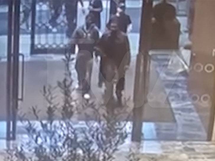 Дидди арестован! Рэпера забрали в наручниках прямо из отеля! 😱 (Фото: 2)
