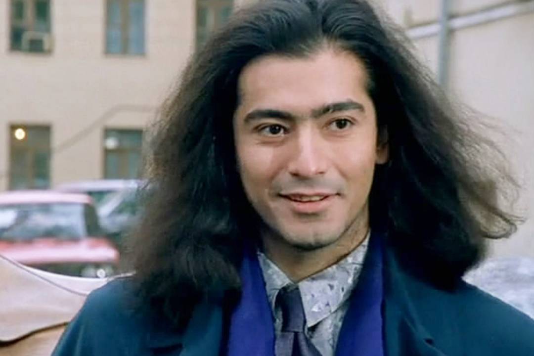 Фара из «Бригады»: Фиктивный брак, наркотики и сын на руках! 😱 (Фото: 1)