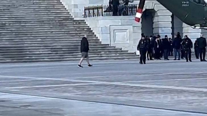 Феттерман вышел на инаугурацию Трампа в шортах! 😲 (Фото: 1)