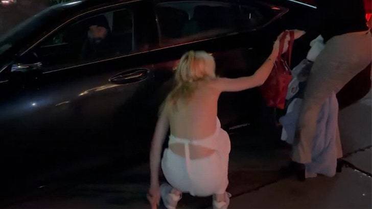 Франческа Иствуд: Свалилась с ног после удачного оправдания! 🤪 (Фото: 1)