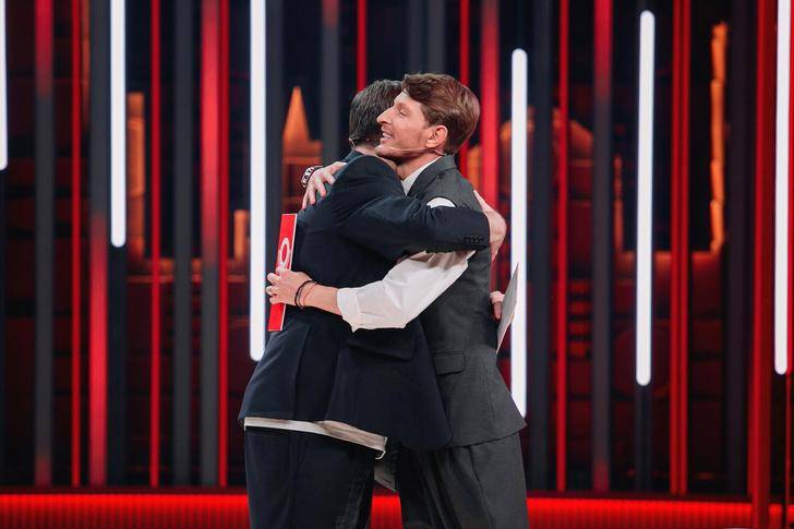 Харламов закрыл Comedy Club?! 😱 Но тут же объявил о новом сезоне! 🤪 (Фото: 2)