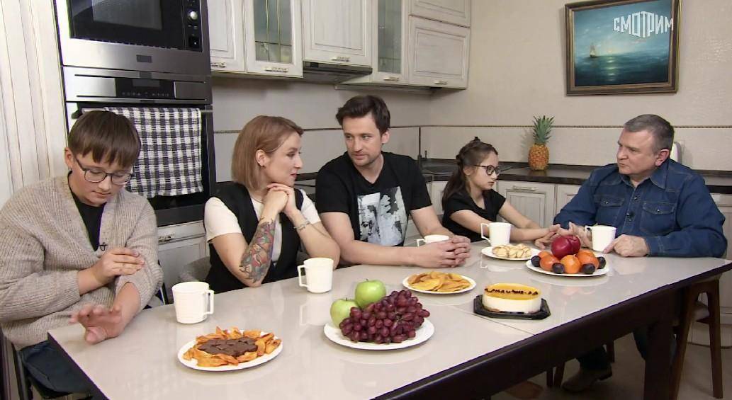 Колдун раскрыл ужасы детства: Круглосуточный алкоголь и побои! 😱 (Фото: 2)