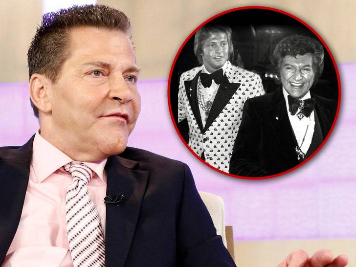 Любовник Либераче Скотт Торсон умер в возрасте 65 лет 😱 (Фото: 1)