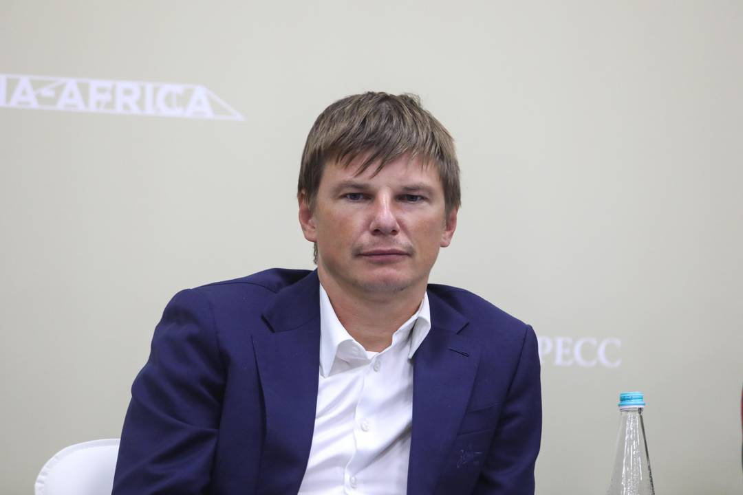 Новая пассия Аршавина: «Выписала себе путевку в ад!» 🔥 (Фото: 1)