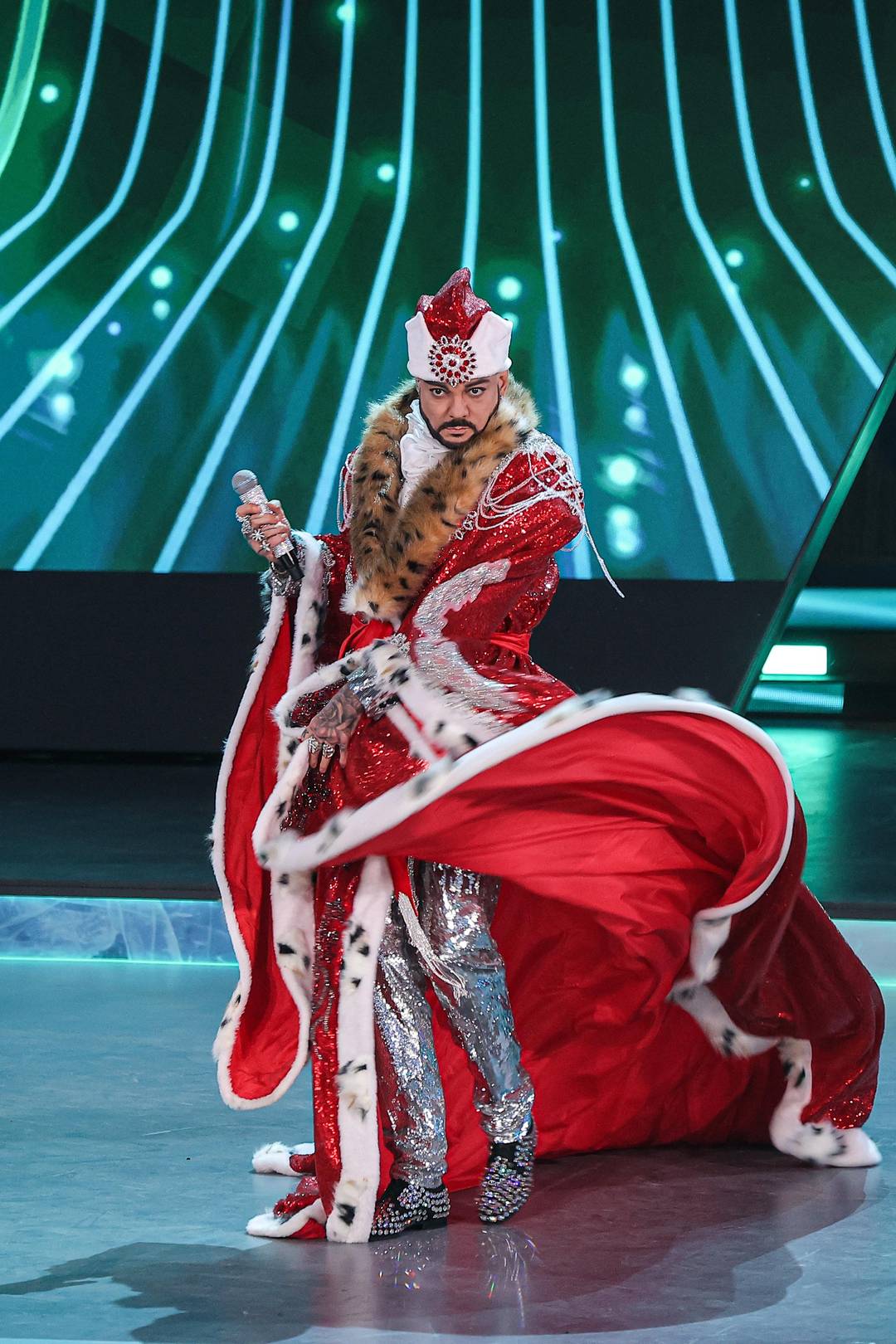Оливье, Киркоров и Минаев: VK Видео дарит новогодний беспредел! 🎄 (Фото: 1)