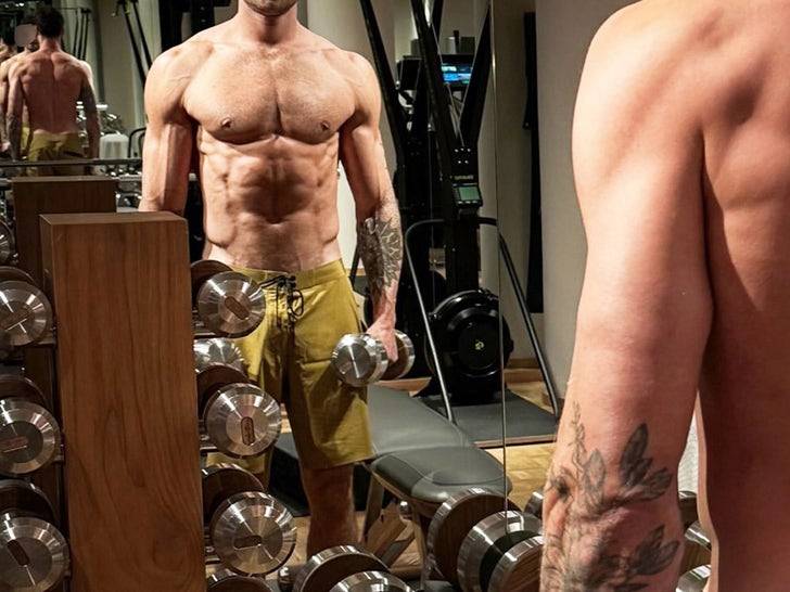 Пресс-качает Голливуд: Угадай звезду по селфи из спортзала! 🏋️‍♀️ (Фото: 1)