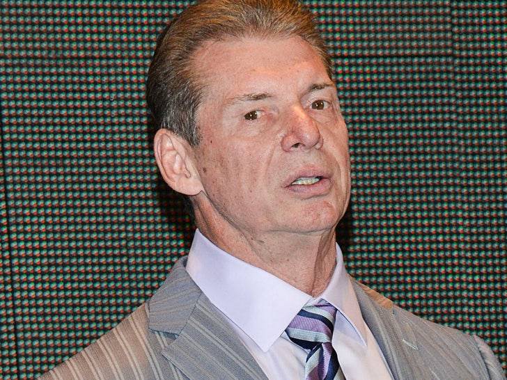 Секс, ложь и WWE: Винс Макмэн под следствием ФБР! 😱 (Фото: 1)