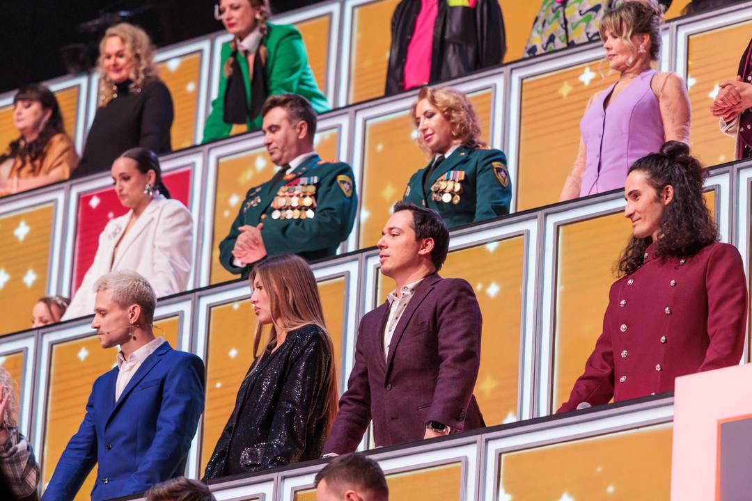 Сергей Лазарев вернулся в «Ну-ка, все вместе!»: Любовь или деньги? 💰 (Фото: 1)