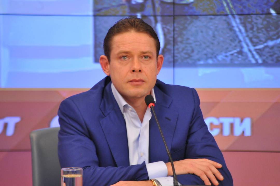Шок! 😱 Сын Павла Буре променял хоккей на военную форму! (Фото: 1)