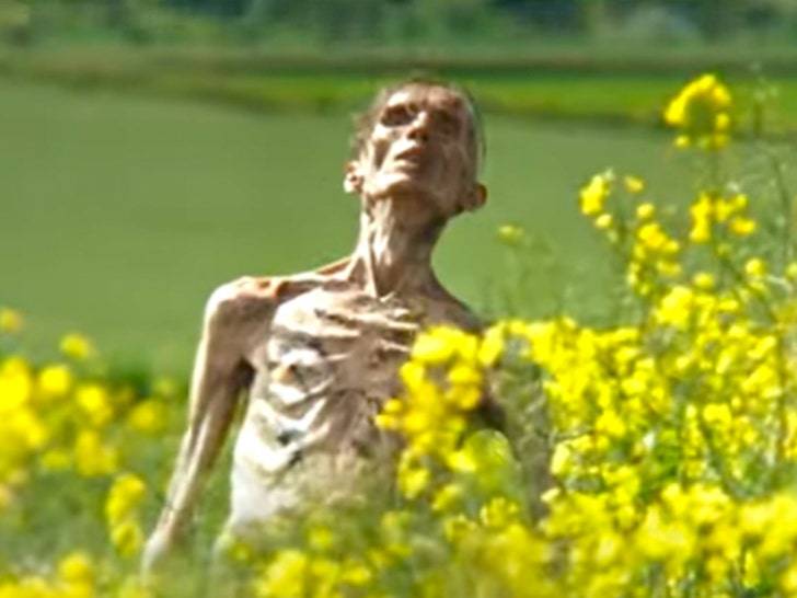 Зомби в «28 лет спустя» - не Силиан Мерфи!  Шокирующая замена!😱 (Фото: 2)