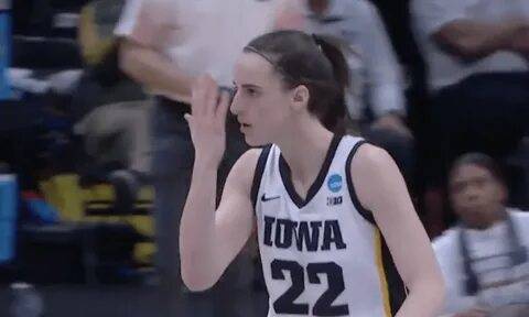 Скандал в WNBA: Билл Маэр уверен, что Кейтлин Кларк травят из-за ее ориентации и расы! 😱 (Фото: 2)