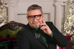 Александр Васильев