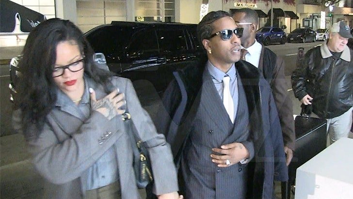 Фото: A$AP Rocky потратил все свои миллионы на подарок Рианне! 🤑 - Фото 3