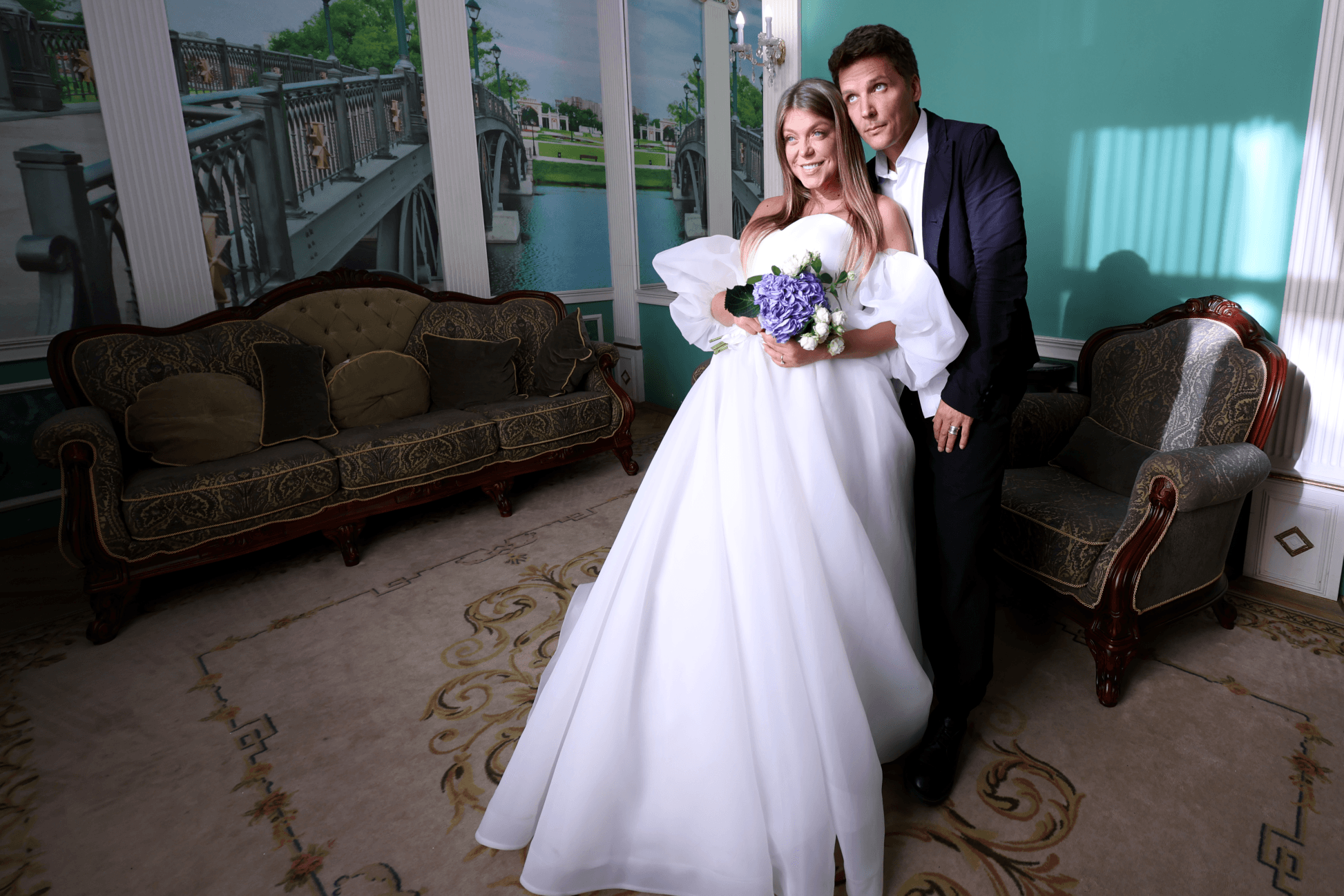 Фото: Акула замуж выскочила! 👰‍♀️🤵‍♂️ Тайная свадьба и композитор в мужьях! 🤫 - Фото 6