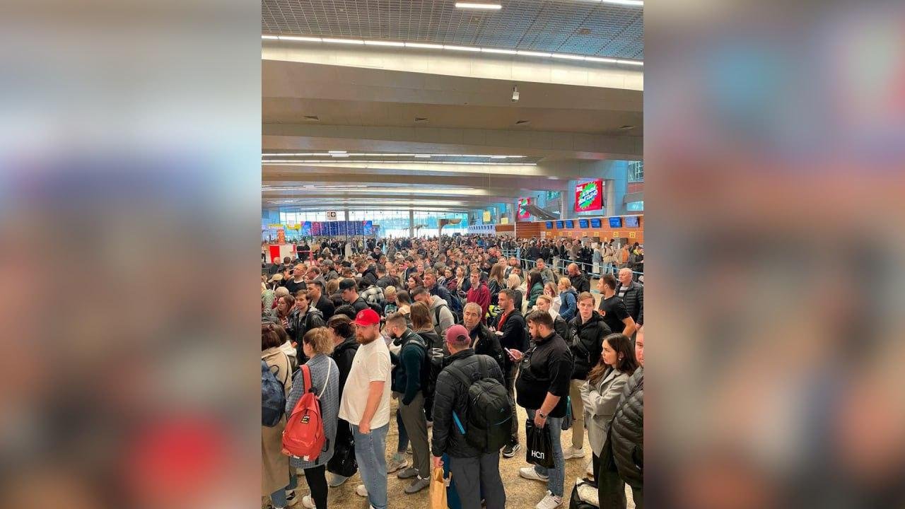 Фото: Апокалипсис сегодня: Москва без интернета в День Победы! 😱 - Фото 2