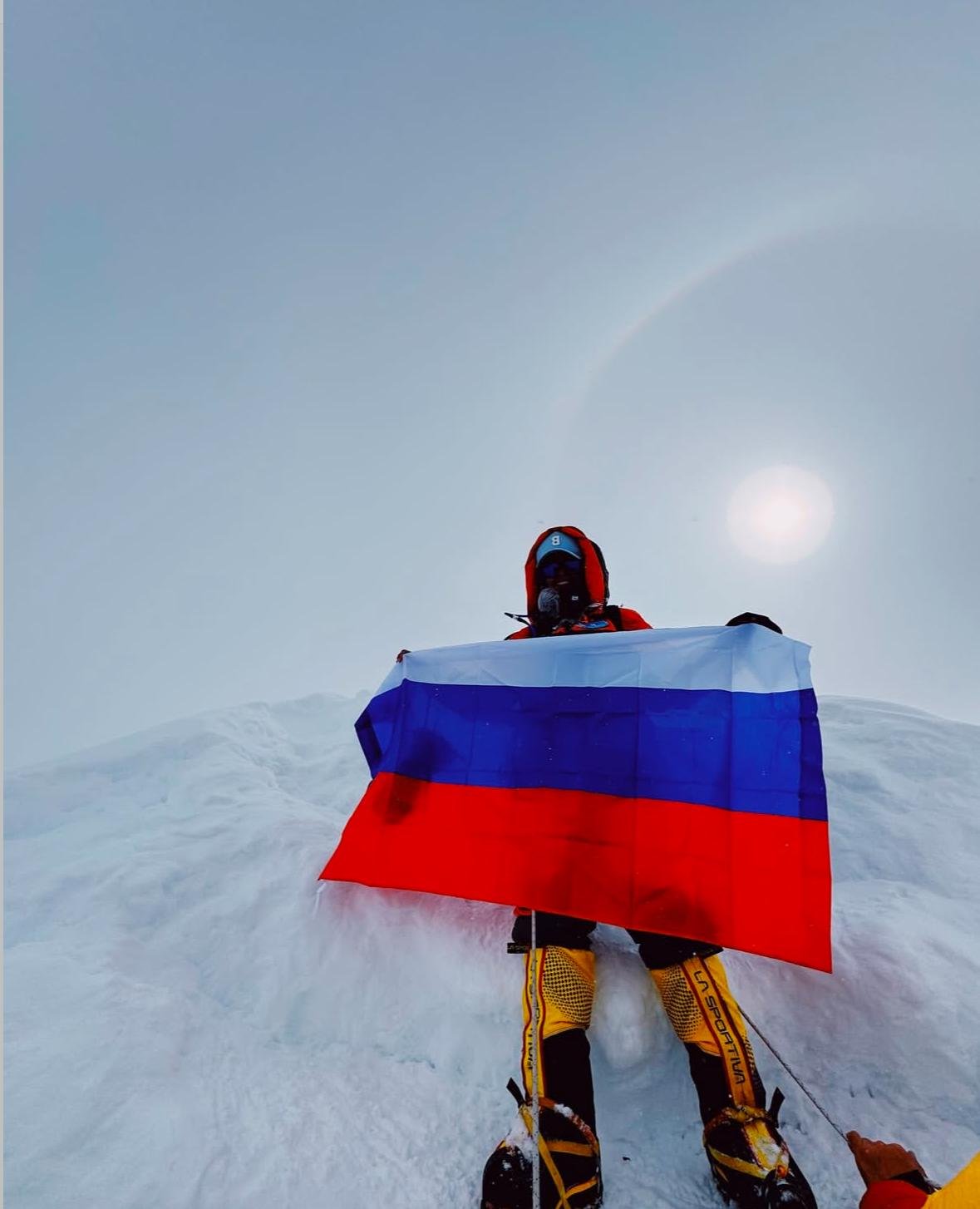 Фото: Боня в морозный день вышла в шортах! 🥶 - Фото 5