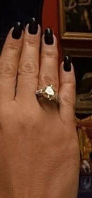 Фото: Бородина обручилась! Кольцо за 2,5 миллиона рублей! 💍🤑 - Фото 2
