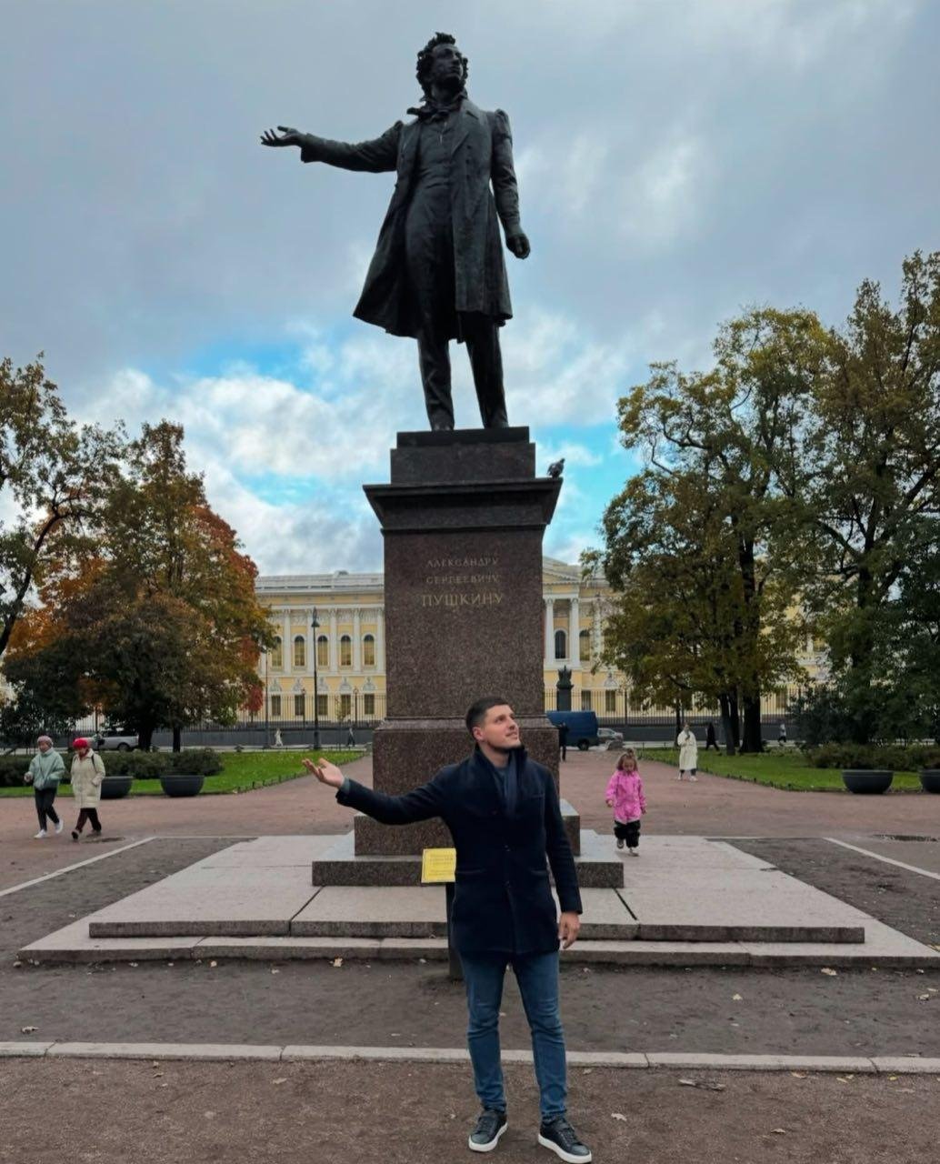 Фото: Бубномания! Солист Большого театра свел с ума фанаток! 🤪 - Фото 5