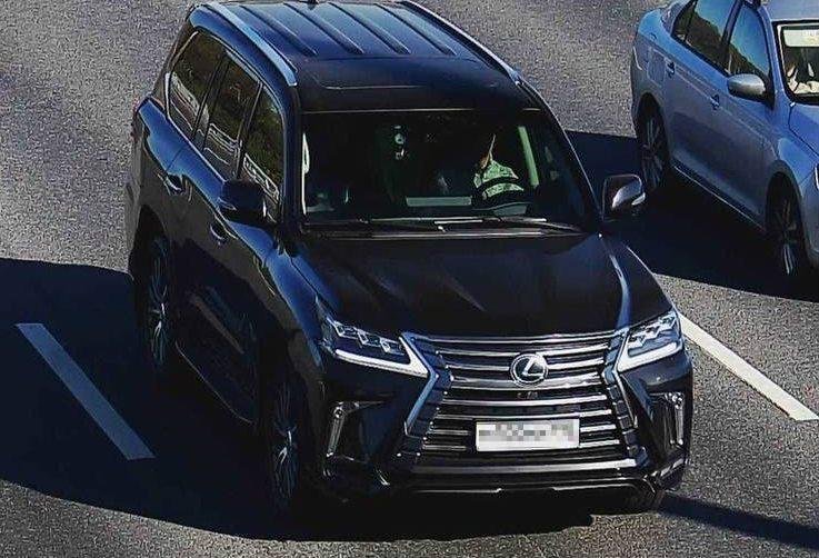 Фото: Буйнов сбил пенсионерку и больше беспокоился о своем «Лексусе»? 🚗👵 - Фото 3