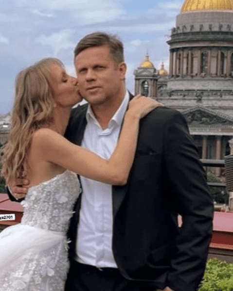 Фото: Буланова разнесла Радимова в пух и прах! 💥 Хам, да и только! - Фото 3