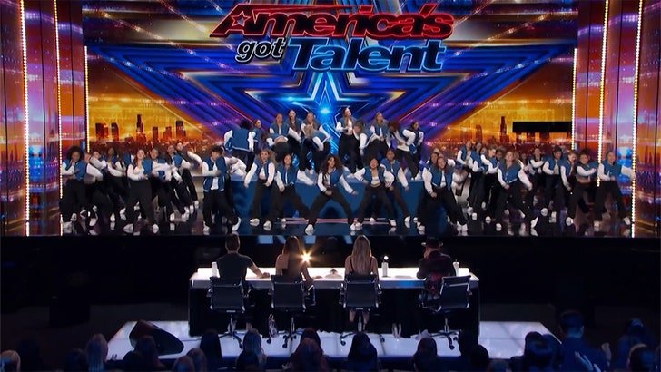 Фото: Чирлидерша из "AGT" Эмили Голд найдена мертвой под мостом! 💔 - Фото 4