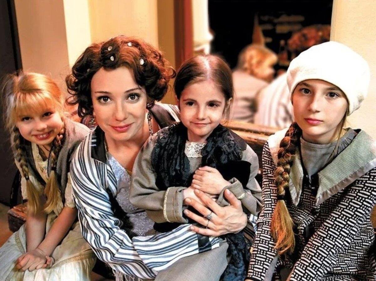 Фото: Чулпан Хаматова избежала депортации! 😱 Выдохнула с облегчением! - Фото 2