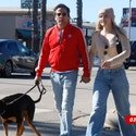 Фото: Дедуля Пат Саджак ищет новую работу: нянькой к внукам! 👶💰 - Фото 3