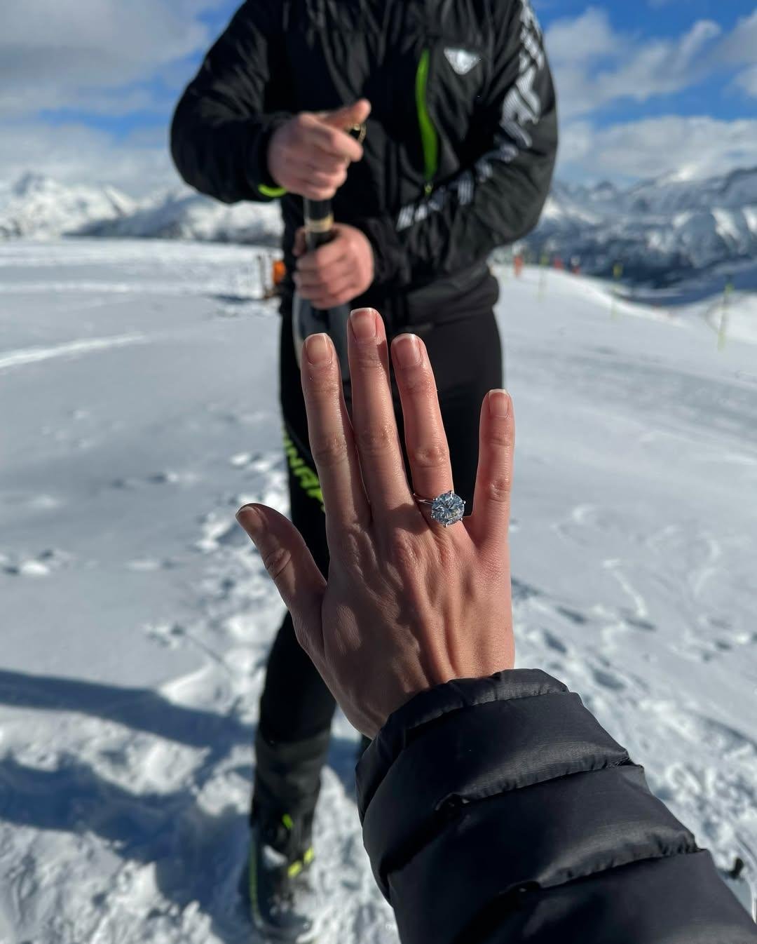 Фото: Диана Манасир выходит замуж за совладельца HeadHunter! 💍 - Фото 2