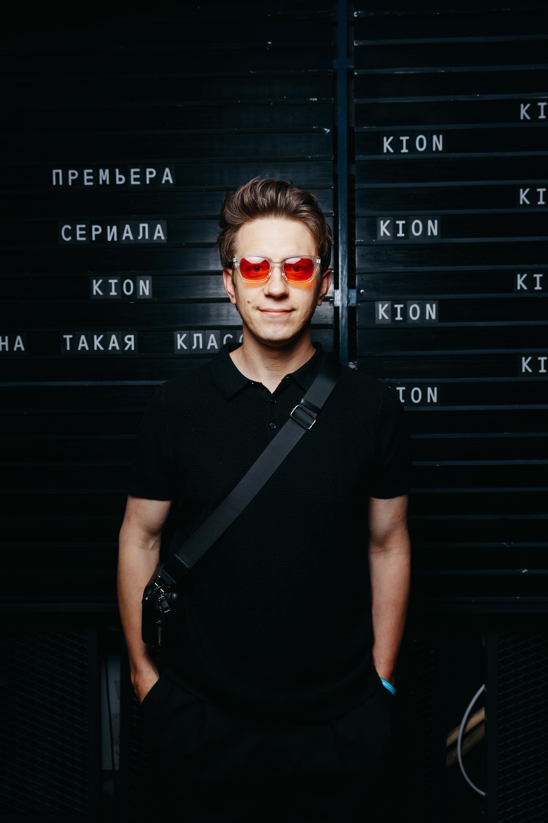 Фото: Домогаров-младший: «Эта работа спасла меня после смерти мамы» 😱 - Фото 17