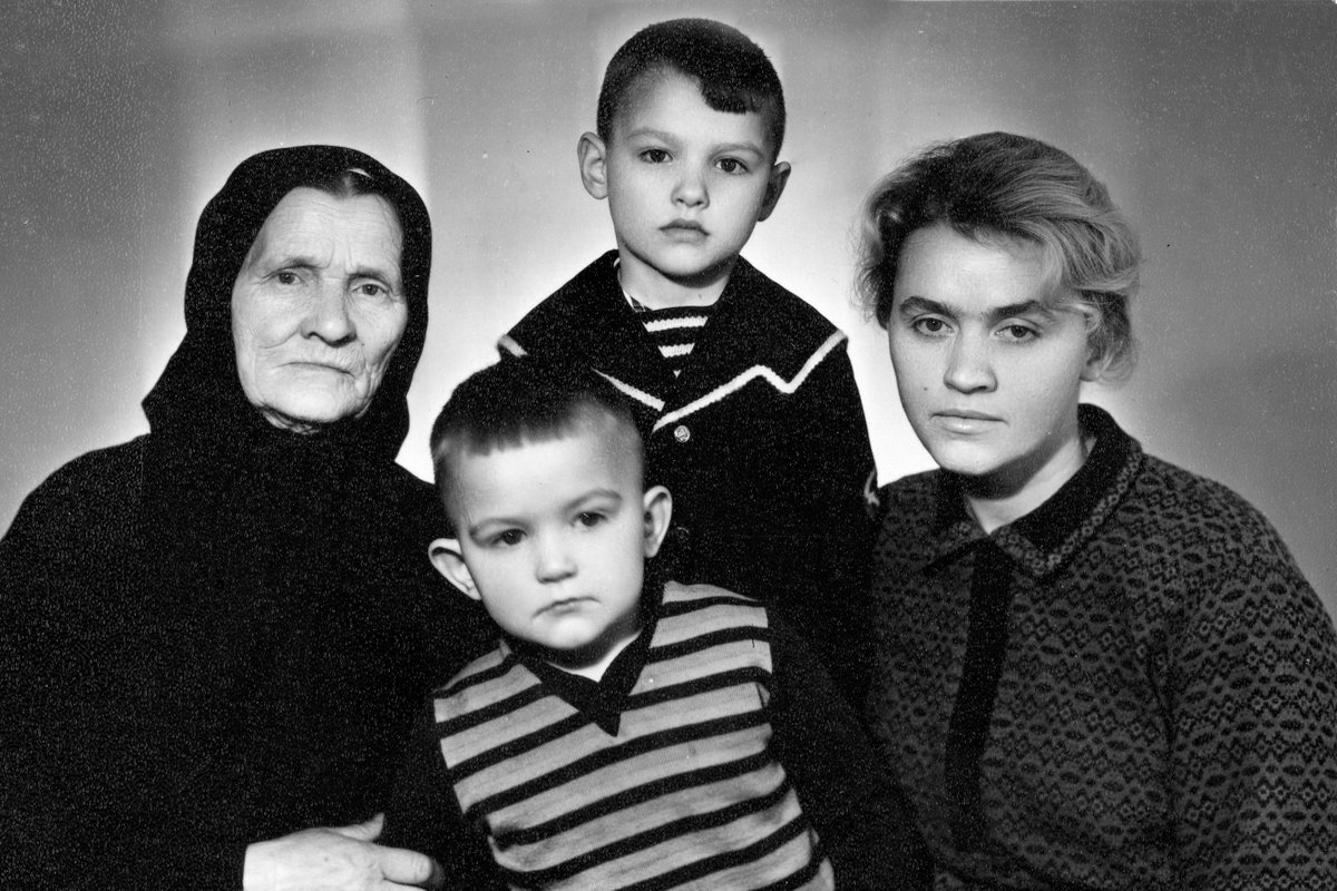 Фото: Дятлов – бабник или жертва любви? 💔 Три жены и море измен! - Фото 2
