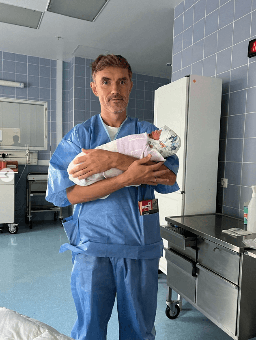 Фото: Инна Жиркова родила четвертого ребенка и опять раскормилась! 😱🤯 - Фото 4