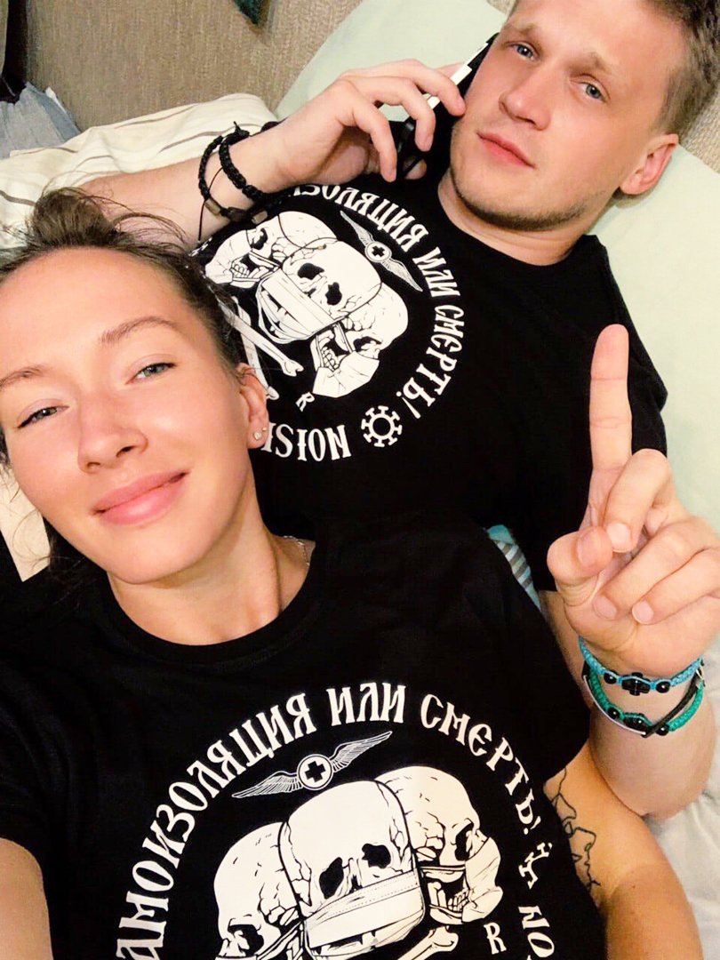 Фото: Измена на льду? Звезда "Кадетства" бросил жену ради гимнастки! ⛸️💔 - Фото 2