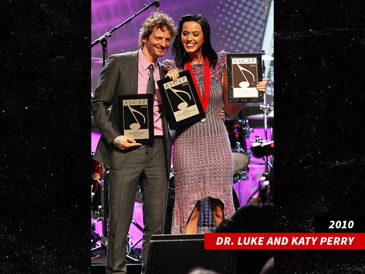 Фото: Кати Перри снова работает с Dr. Luke! 😱  Фанаты в бешенстве! - Фото 2