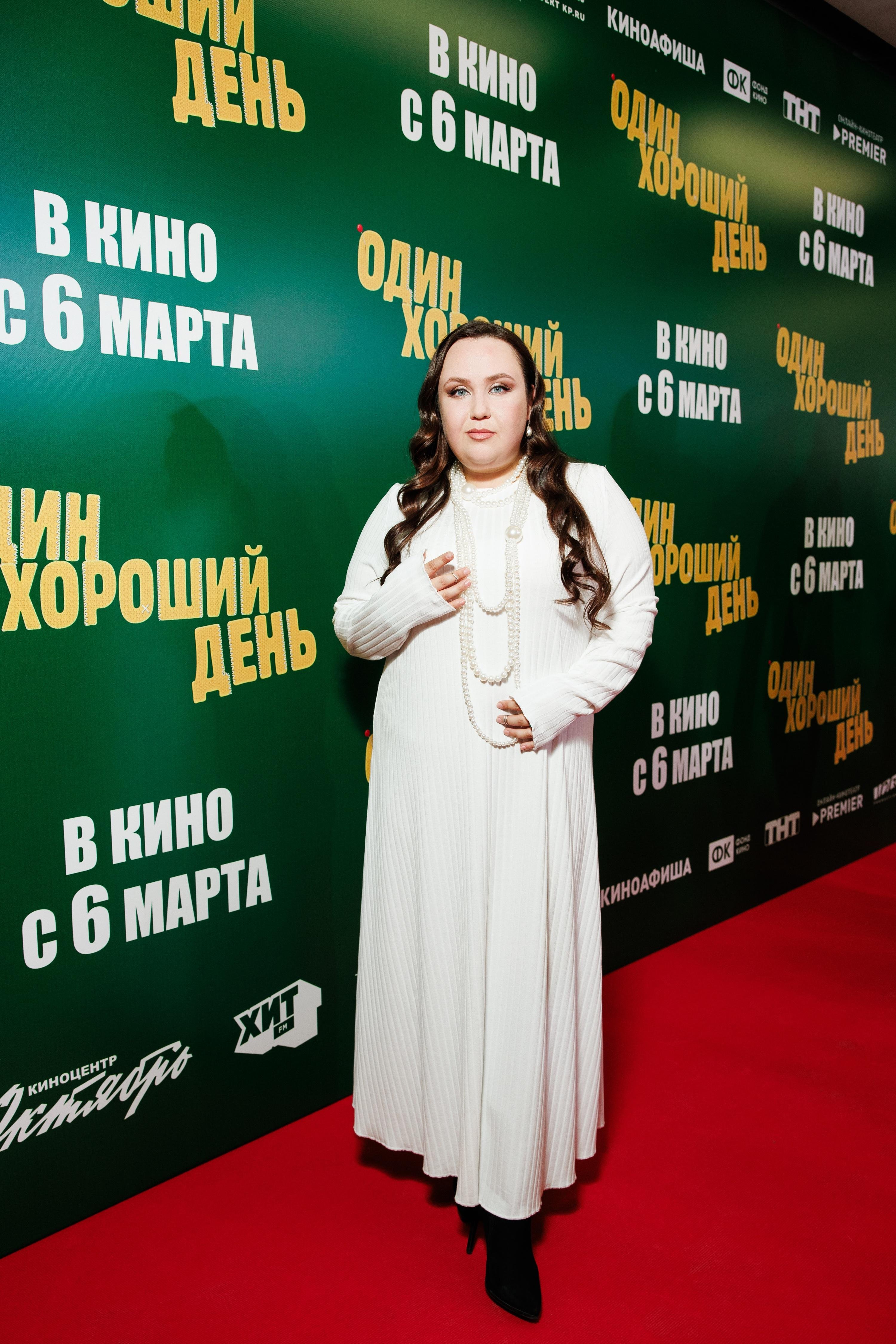 Фото: Королева в леопарде, Тарзан с сединой: Звезды зажгли на премьере! 🔥 - Фото 5