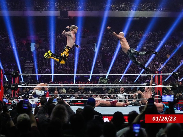 Фото: Логан Пол вызывает Bad Bunny на бой в WWE! 😱 Мама, держись! - Фото 3