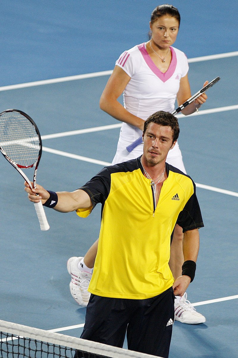 Фото: Марат Сафин: Сердцеед с ракеткой или кот-холостяк? 🎾💔 - Фото 3