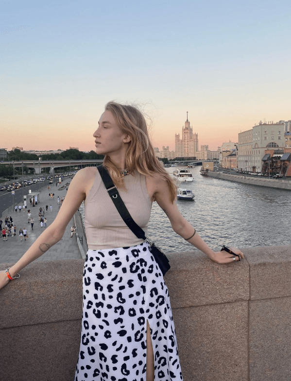 Фото: Не может быть! Лебедев променял Перминову на копию помоложе? 🤯 - Фото 4