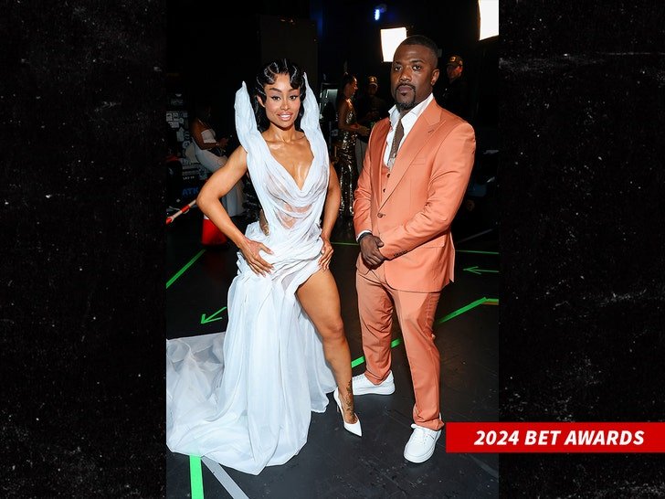 Фото: Рэй Джей устроил стриптиз и угрожал охране на BET Awards! 😱 - Фото 4