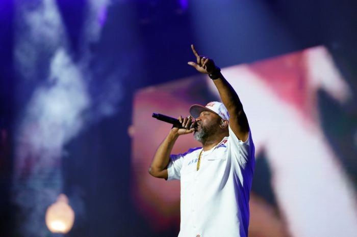 Фото: Рэпер Bun B спасает Хьюстон от голода после урагана! - Фото 2