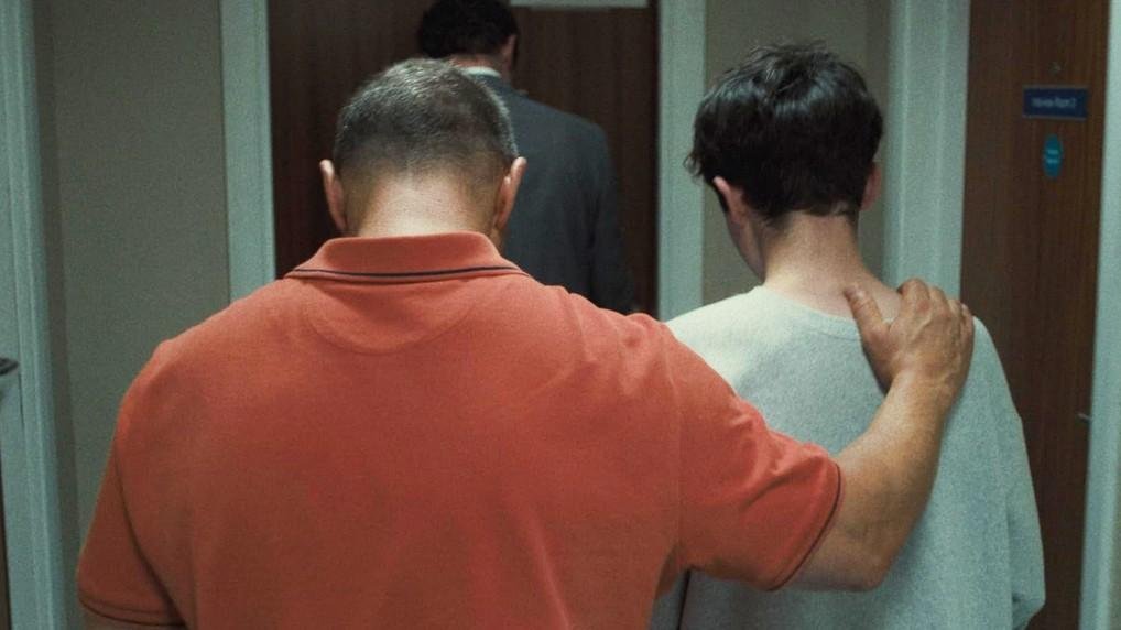 Фото: ШОК! 13-летний убийца?! 🔪 Сериал «Переходный возраст» без купюр! 🔞 - Фото 11